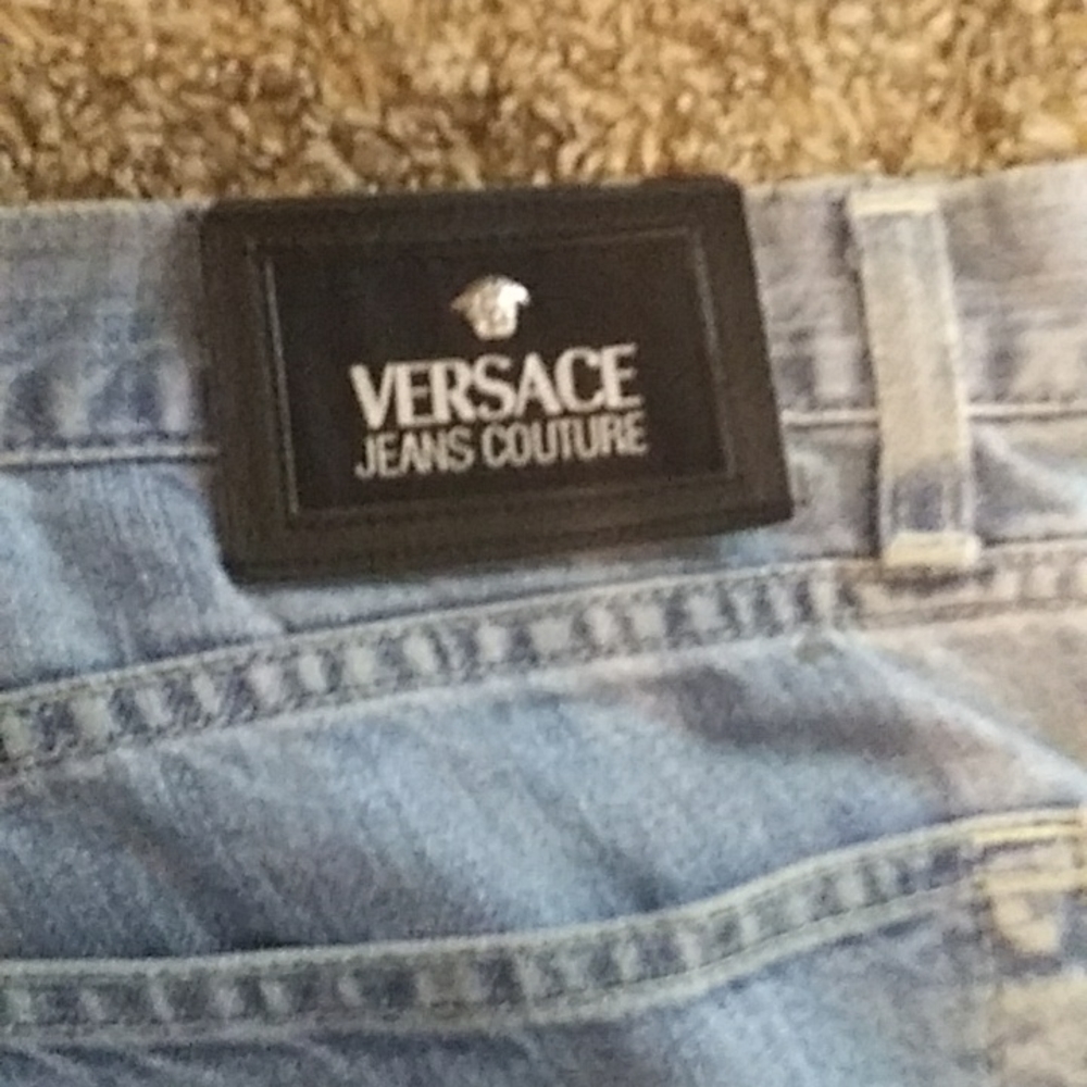 Versace size 40 x 54
